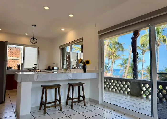 Oceanfront In San José del Cabo